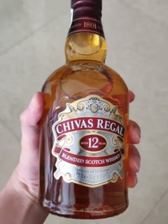 芝华士（Chivas Regal）洋酒 12年 苏格兰 调和型威士忌 500ml双支PLUS礼盒  元宵畅饮