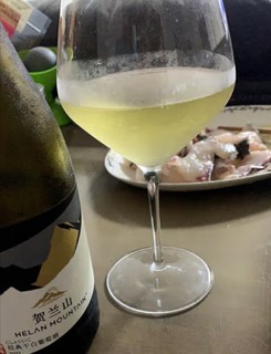 西鸽酒庄玉鸽产干白小瓶葡萄酒