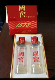 泸州老窖 国窖1573 浓香型白酒 52度50ml*2瓶 礼盒装(防伪查询随机附带)