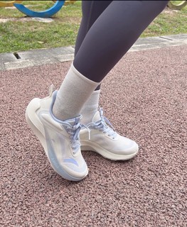安踏毒刺丨跳绳跑步鞋女款春季透气减震软底白色运动鞋慢跑鞋女鞋