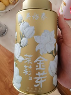 好喝的吴裕泰茉莉花茶，四季皆宜。