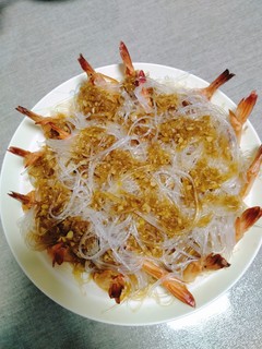 蒜蓉粉丝蒸大明虾！