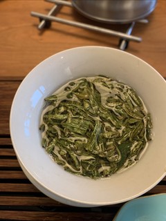 清明快到了，去年的明前龙井味道依然范特西