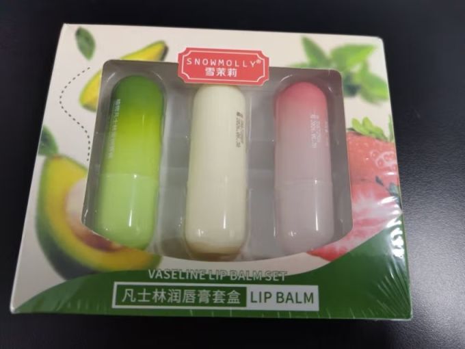 凡士林经典润唇膏(凡士林经典修护晶冻可以当唇膏吗)
