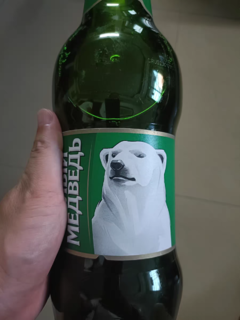香醇可口的俄罗斯大白熊啤酒