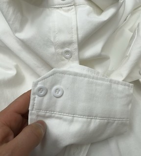 50块钱的白衬衫穿出来500块钱的美感