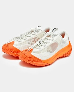 ✨春天必备良品✨Nike ACG Mountain Fly 2新色登场，开启你的户外时尚之旅！