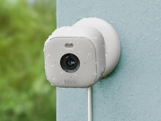 亚马逊发布新款 Blink Mini 2 摄像头，支持广角彩色夜拍