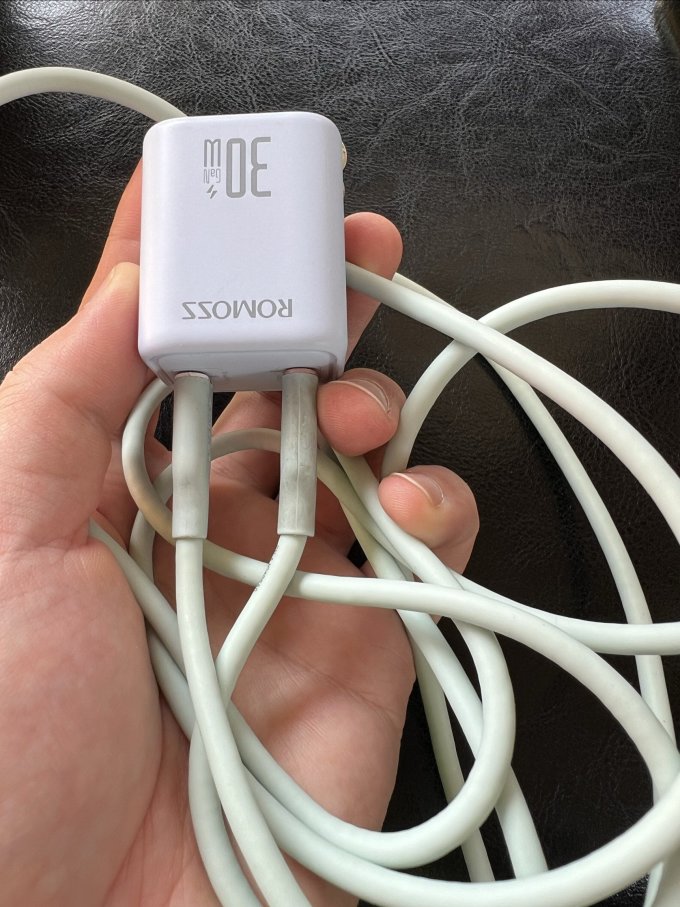 罗马仕充电器怎么样 花里胡哨的快充头果然不能买!