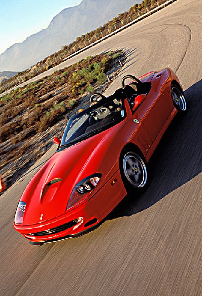 法拉利跑车