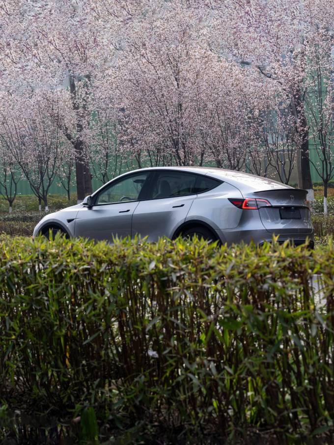 卖太好了涨价5000特斯拉国产modely将于4月1日涨价