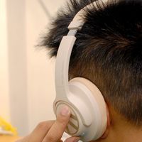 Hi-Res金标加持，SOUNDPEATS Space头戴式耳机上手体验