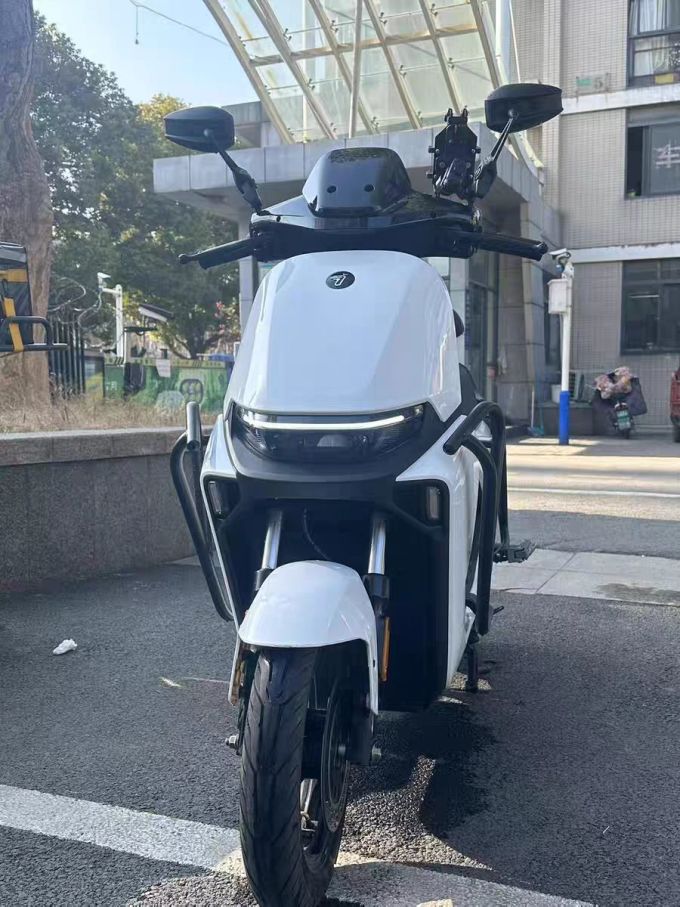 九号电动m95c电动摩托车外卖通勤代步智能长续航