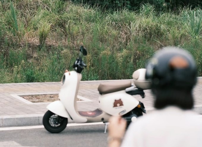 爱玛电动车整车