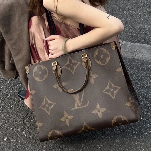 LV｜时髦精的通勤神包-on the go