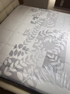 Lynpon林芃梦享家乳胶床垫：让每一晚都是甜蜜梦境！