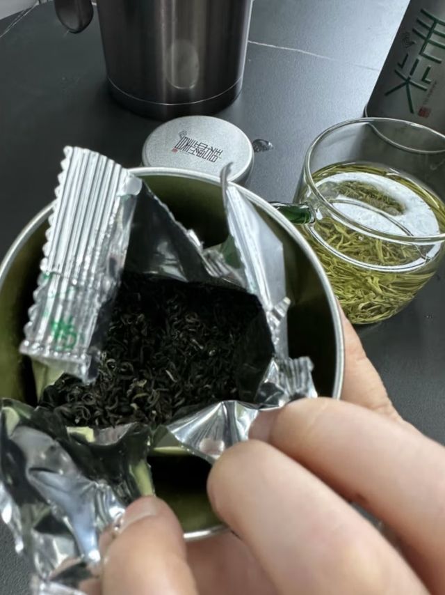 乐品乐茶绿茶苏州碧螺春茶叶特级250g 2024新茶明前礼盒装