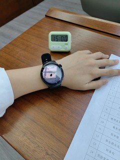 华为 WATCH4 是真的香