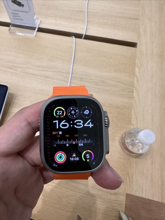 garmin用户去苹果店体验了下 apple watch ultra 丝滑