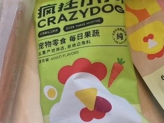 疯狂的小狗零食。