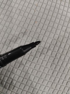 黑色双头油性记号笔