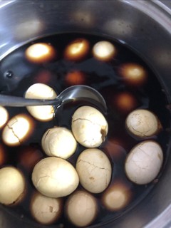 春天到来，煮一锅茶鸡蛋吧。