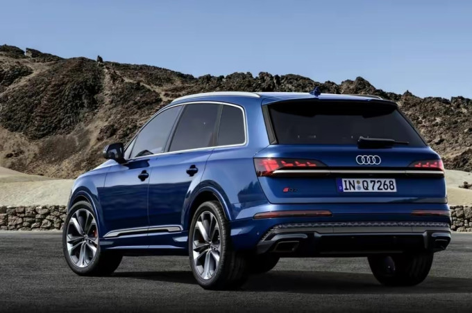 奥迪suv怎么样 全新一代奥迪q7亮相,新增插混版本,外观内饰将升级