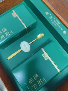 送礼送情谊，喝茶品心意！