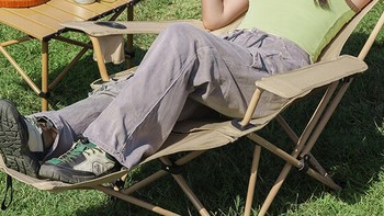 京东京造可调节带脚托折叠椅——舒适便捷的户外露营椅