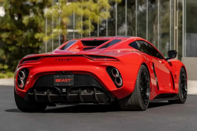 雷兹瓦尼beast超跑,6.2t动力震撼登场!