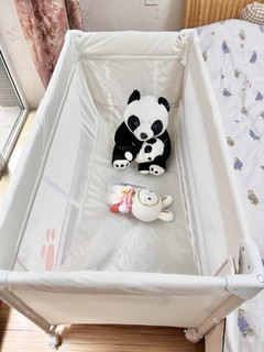 coolbaby婴儿床可调高度可移动拼接床多功能折叠尿布台宝宝床边床