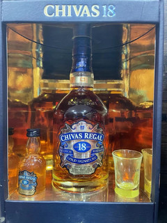 芝华士（Chivas）18年苏格兰调和型威士忌，这瓶是可以喝掉了