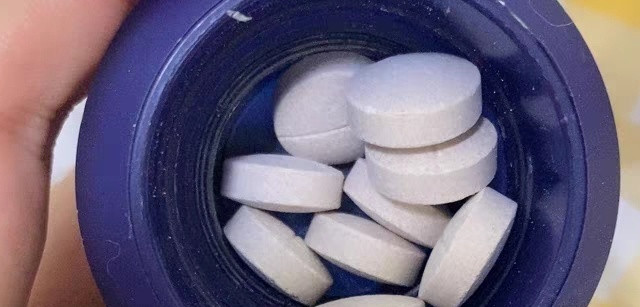 神奇MAG水果益生菌化毛球片，让猫咪远离毛球困扰！