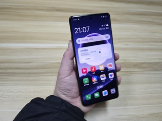 OPPO FIND X7 ULTRA卫星通信版，挺不错的！