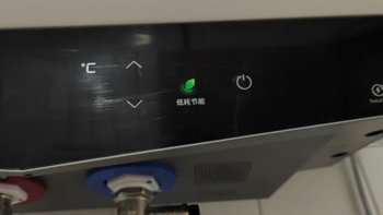 ￼￼美的（Midea）终身免换镁棒60升电热水器家用储水式3300W速热大水量一级能效APP低耗节能自动￼￼