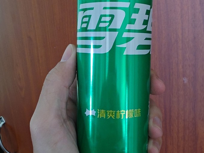 雪碧碳酸饮料