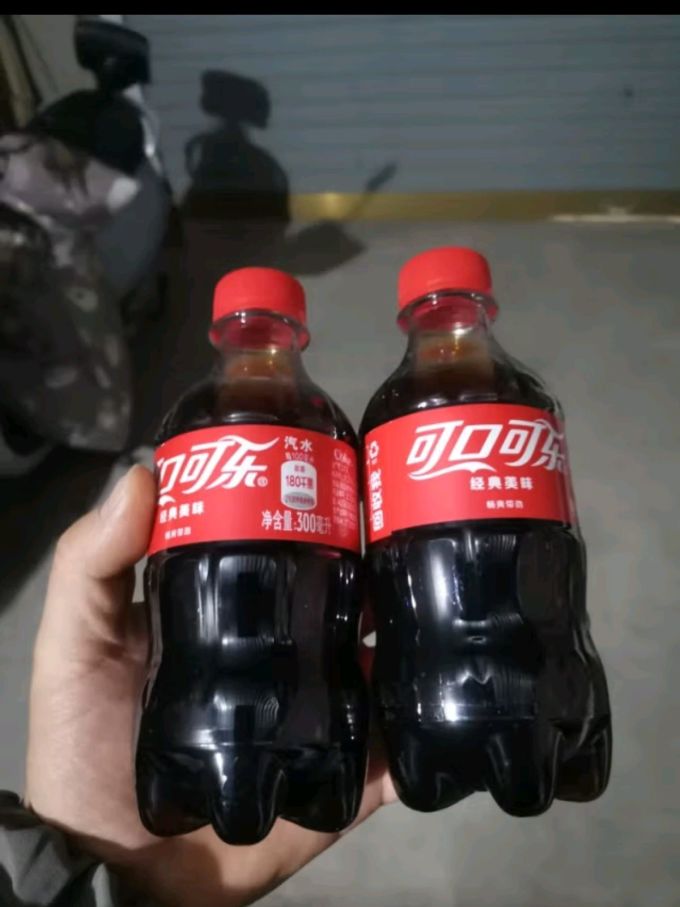 可口可乐汽水碳酸饮料300ml24瓶整箱装