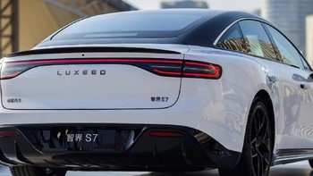 小米SU7、特斯拉Model 3、小鹏P7i，极氪001、智界S7怎么选？看完绝对能够颠覆你对最强智驾轿车的认知。