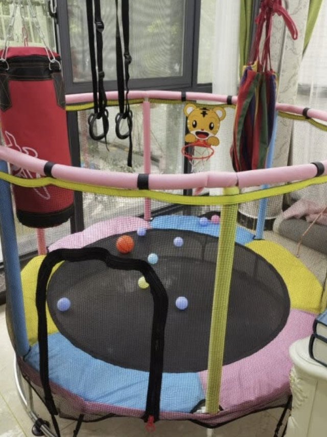 买个蹦床跳起来