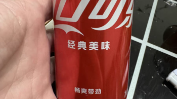 缓解疲劳的迷你装可乐，春季不能少的饮料