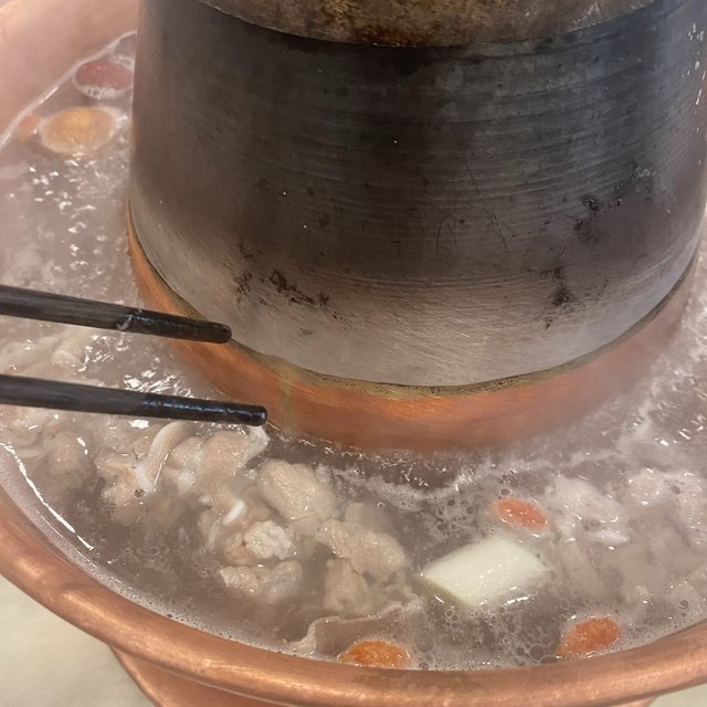 在北京怎么能不来牛街聚宝源呢