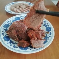 ￼￼肉鲜厨师 谷饲原切牛腿肉1kg 新鲜冷冻大块牛肉前后腿火锅食材￼￼