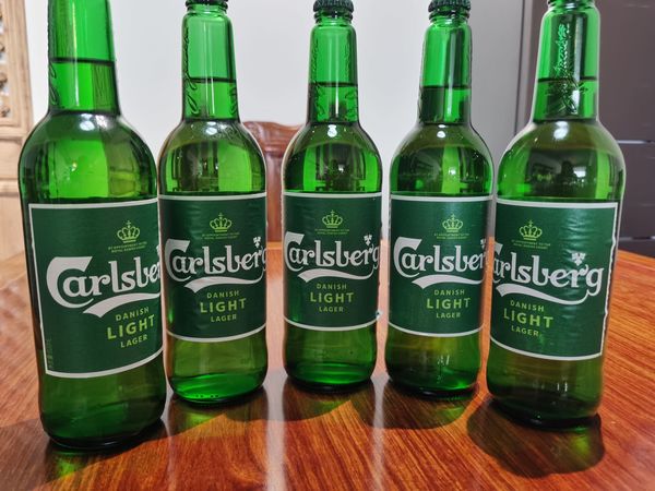 嘉士伯特醇啤酒，一口难忘！