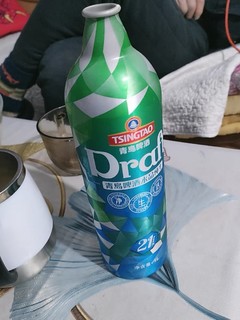 青岛啤酒水晶纯生：品味纯净，酿造工艺独特