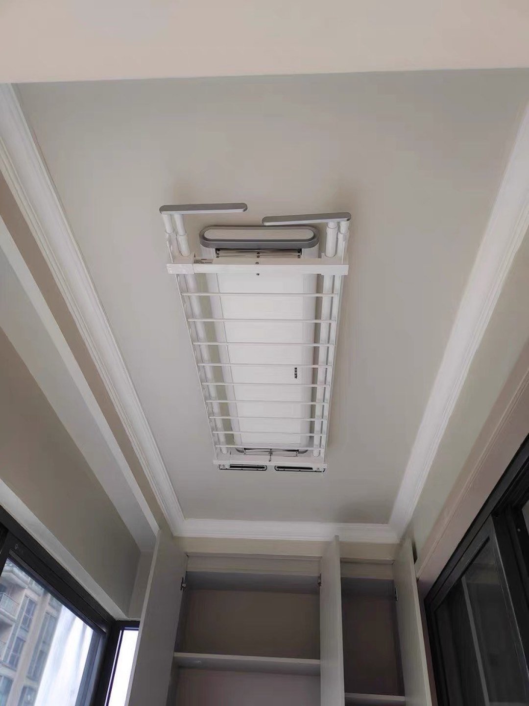 奥克斯电动晾衣架智能隐形晾衣杆自动升降阳台灯家用遥控凉晒衣架