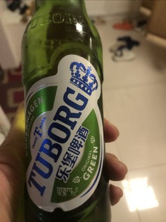 乐堡啤酒，想喝就喝。