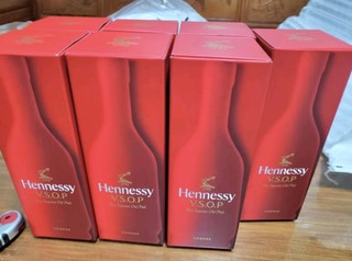 轩尼诗（Hennessy） VSOP 洋酒 干邑白兰地 1000ml 新版 有码