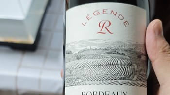 拉菲（LAFITE）传奇波尔多赤霞珠干红葡萄酒：品味与魅力的完美结合