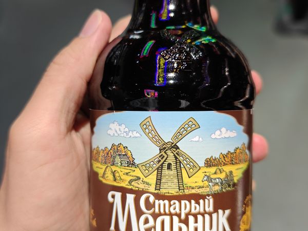 今日份快乐：吃着小龙虾，再来瓶啤酒