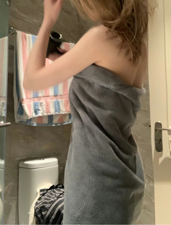 有一丢丢颜值的纯欲浴巾拍照好上镜
